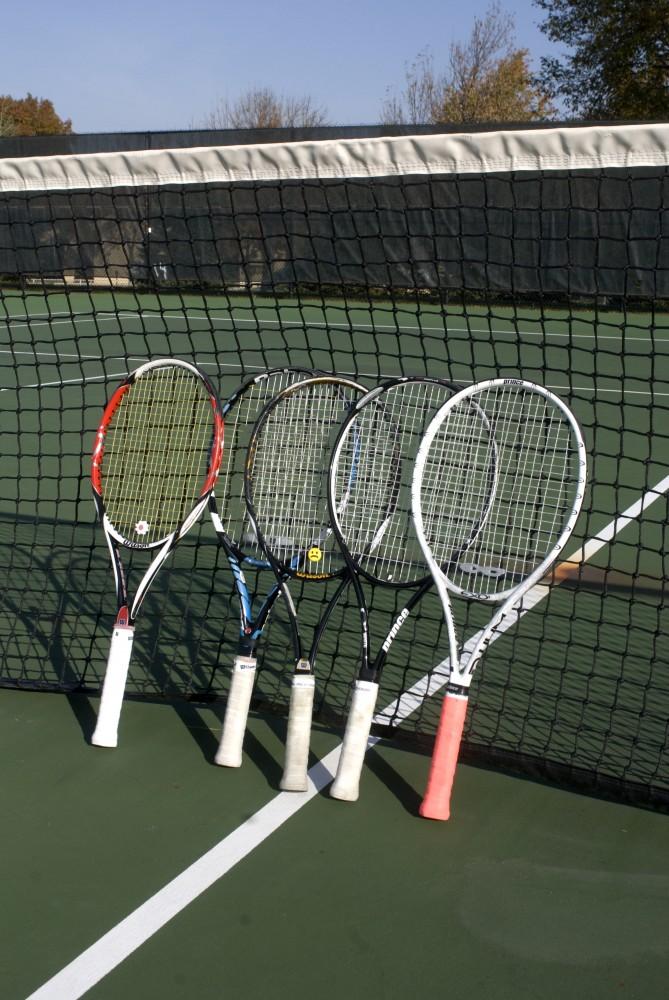 Tennis raquet selection