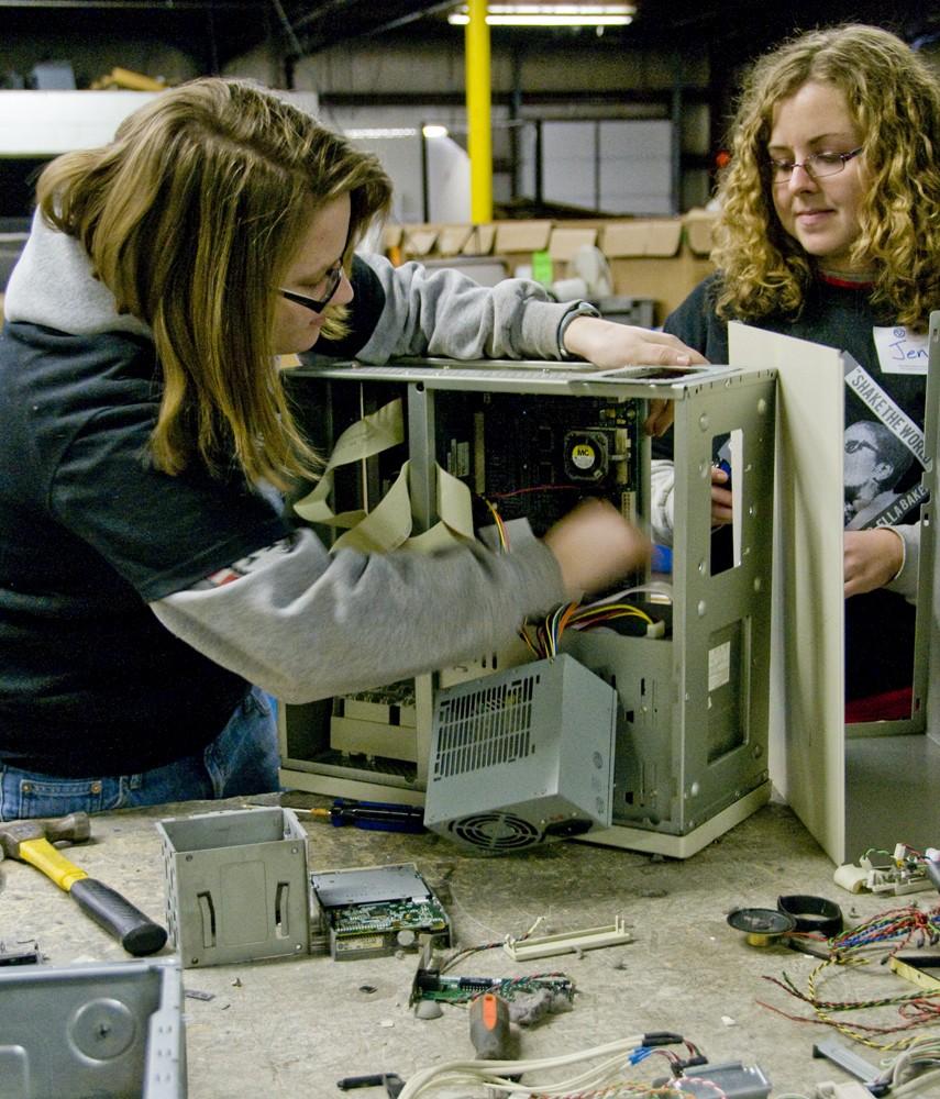 GVSU students volunteered at Comprenew for the Martin Luther King day of service