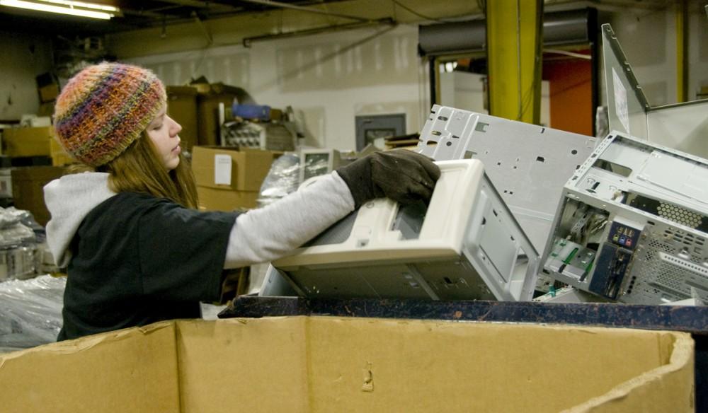 GVSU students volunteered at Comprenew for the Martin Luther King day of service