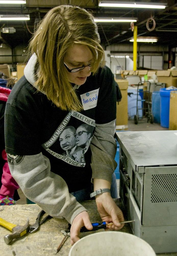 GVSU students volunteered at Comprenew for the Martin Luther King day of service