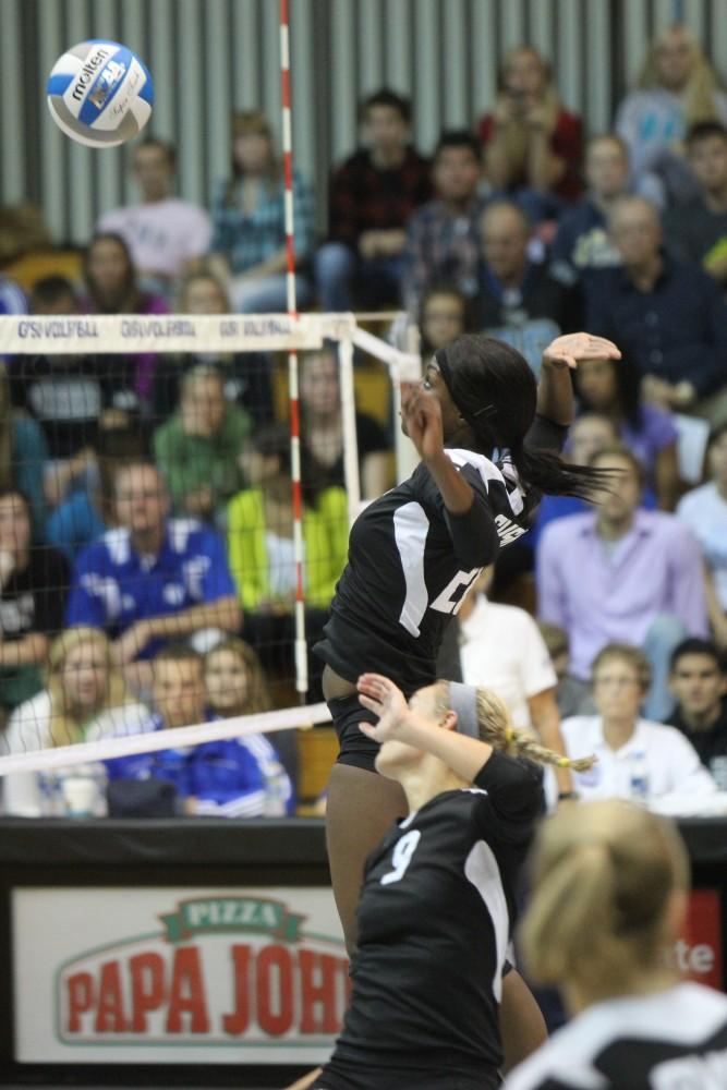 GVL/ Rachel Iturralde 
Volleyball vs Lake Superior State 