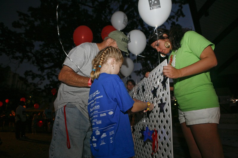 GVL / Eric Coulter
The Leukemia and Lymphoma Society's Light Up The Night charity walk held in Kalamazoo, MI.