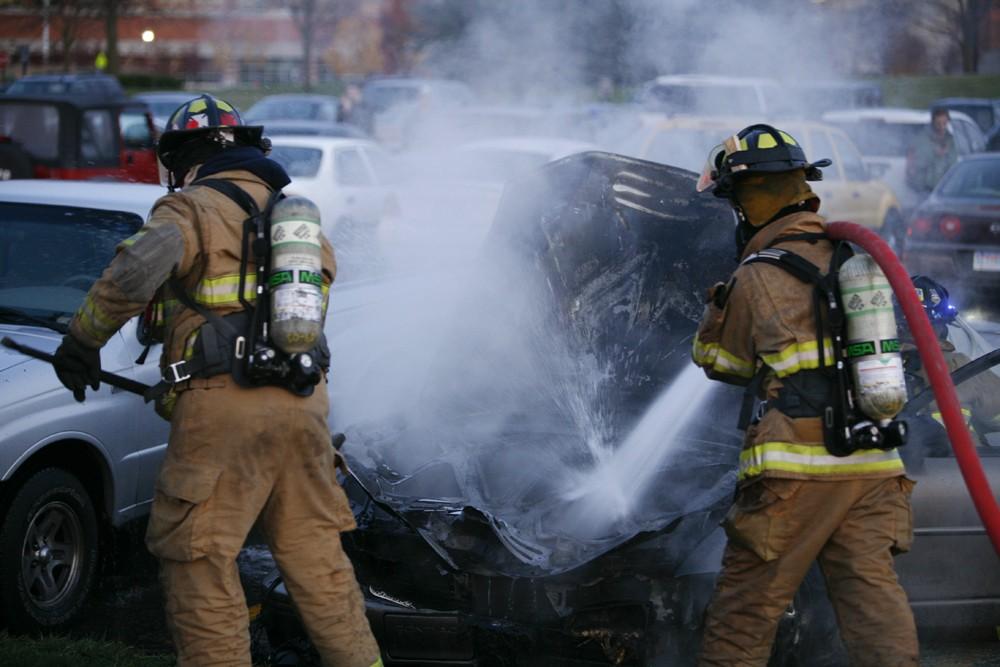 GVL / Eric Coulter
Allendale Fire FIghters responded to a car fire that took place in the parking lot near the Fieldhouse. Grand Valley State Police were unavailable for comment as to the cause of the fire. 