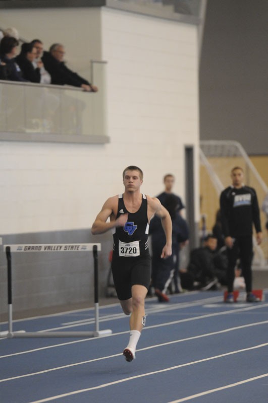 GVL / Eric Coulter
Bob Eubanks Open Indoor Track Meet