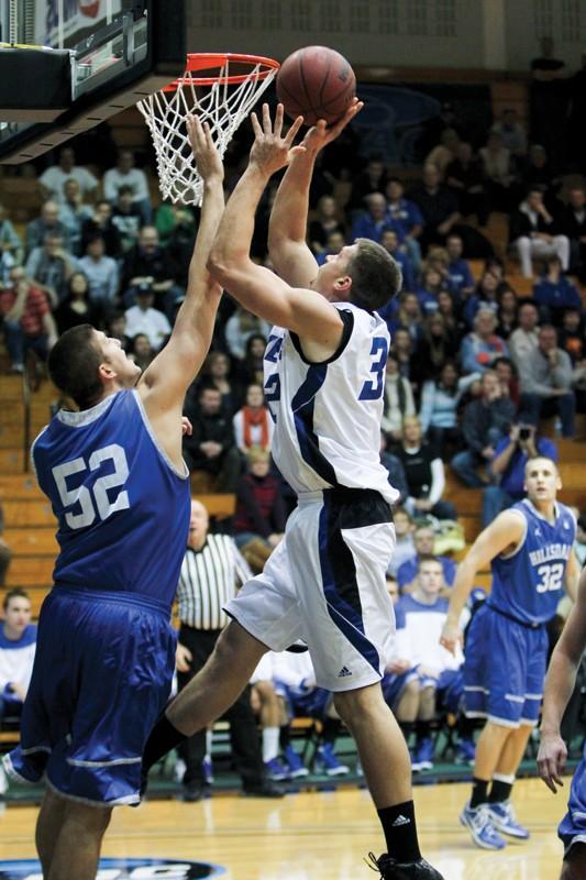 GVL / Robert Mathews
Senior Mike Przydzial putting the ball up for a layup during a previous game against Hillsdale College