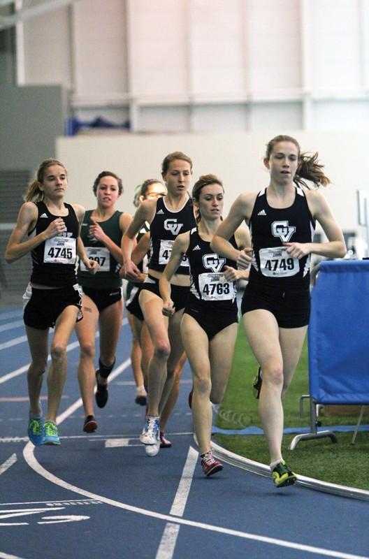 GVL / Archive 
Womens 5000 Meter Run