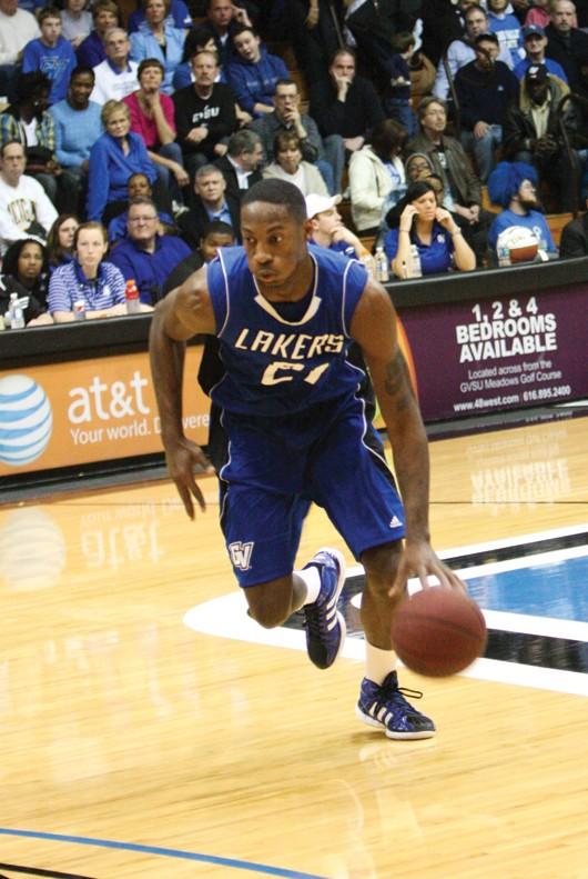 GVL / Eric Coulter
GVSU Lakers against Ferris State