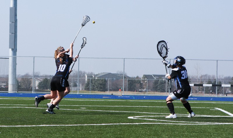 GVL / Robert Mathews
The womens lacrosse team practicing before their first home match this friday. 