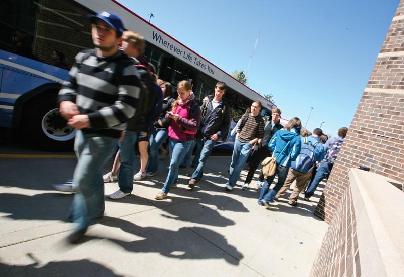 GVL / Robert Mathews
Students loading and unloading at the kirkhof bus stop. GVSU is one of 9 schools in the nations participating in transportation research currently. 