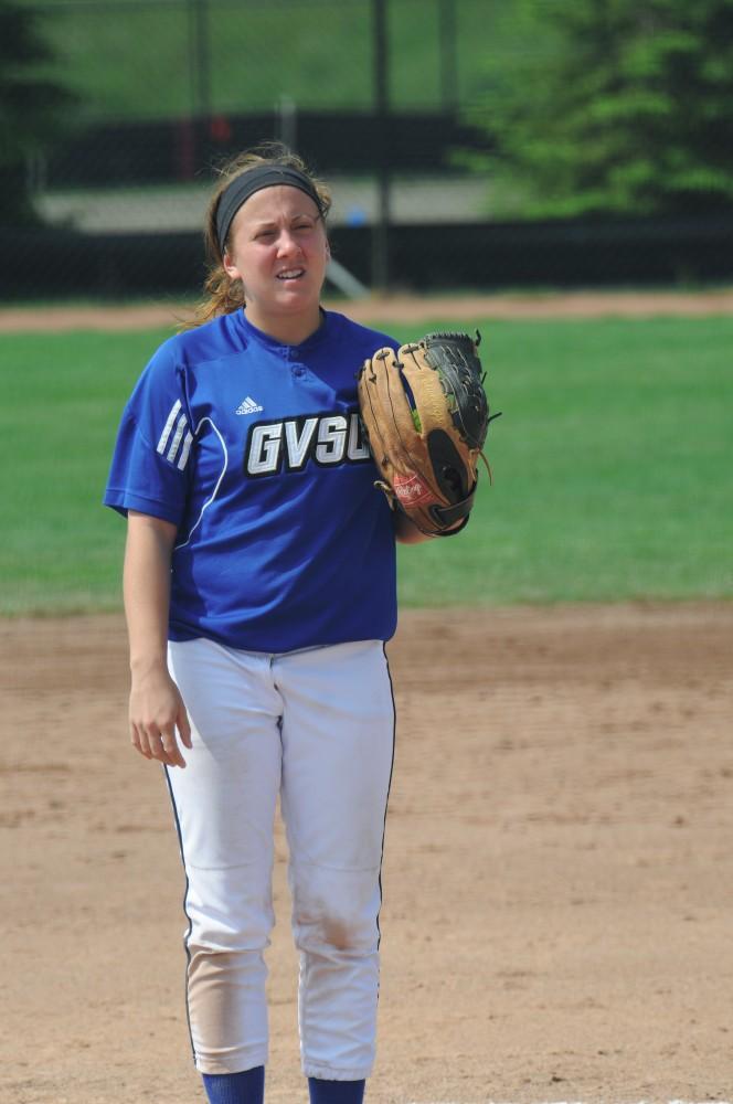 GVL / Eric Coulter
Hannah Santora reads the catchers signals