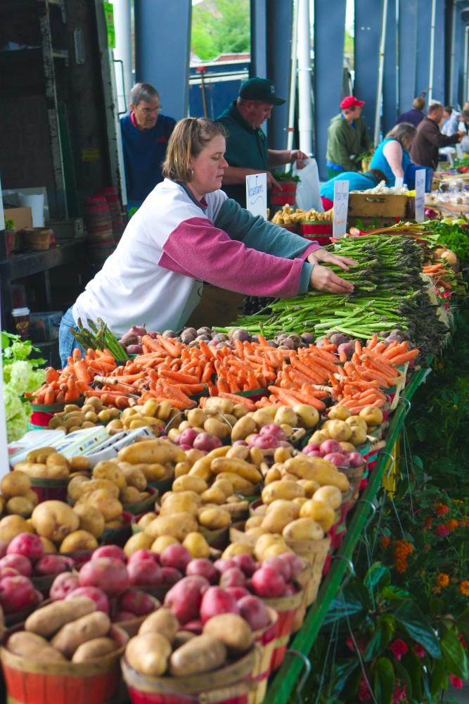 GVL / Eric Coulter
Visser Farms lays out their goods at the Fulton Street Farmers Market