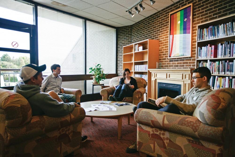 GVL / Eric Coulter
Students utilize the common area in the LGBT Resource Center