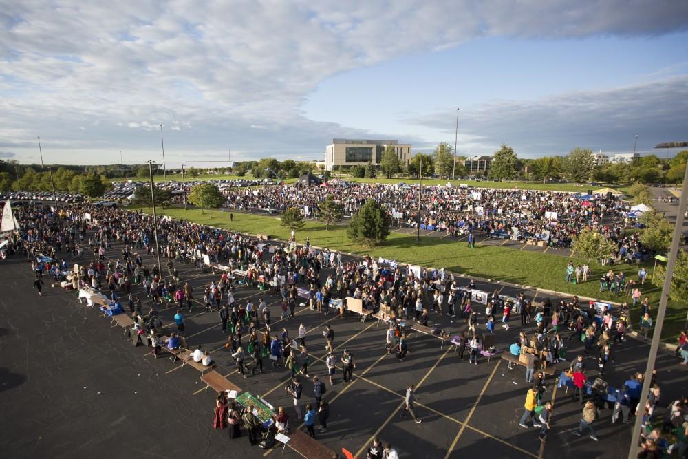 GVL/Kevin Sielaff
Campus Life Night takes place Sept. 13 on the grounds of parking lot H at Grand Valley's Allendale campus. 