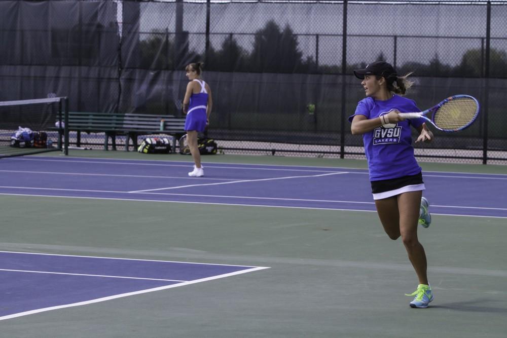 GVL / Sara Carte
Grand Valley’s Women’s Tennis player, Alexa Sweeney, goes against Northwood University on Sunday, September 13, 2015. 