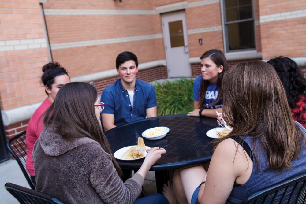 GVL / Sara Carte
International students share new languages with one another at the Language Exchange Program in the International House on Sept. 15.