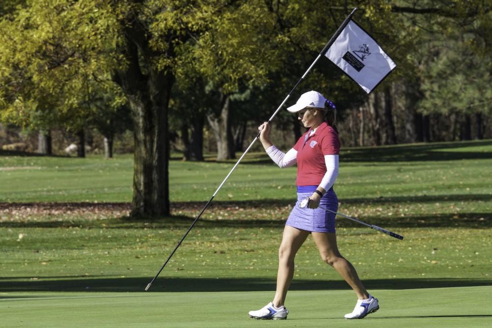 GVL / Sara Carte
Grand Valley Grils Golf compete at the Davenport Invitational at Blythefield Country Club on Oct. 26.