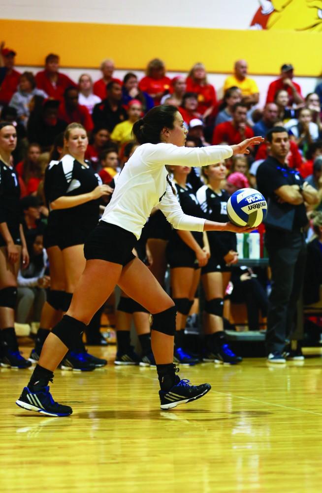 GVL / Kevin Sielaff
Taylor Shomin (2) serves the ball. The Lakers fall to the Bulldogs at Ferris State University Sept. 29 by a margin of 3-1.