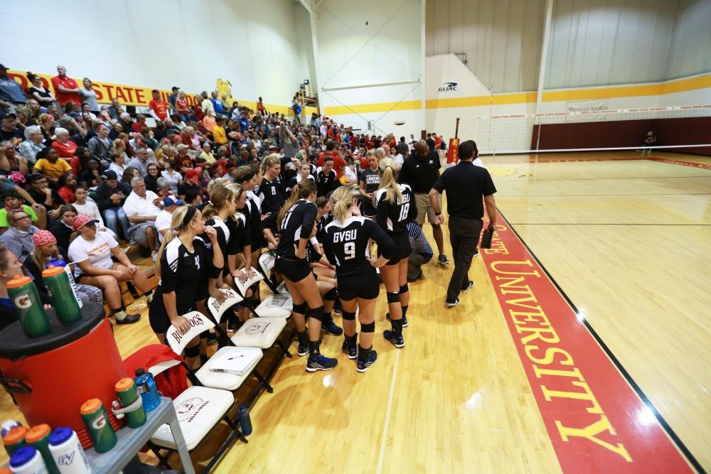 GVL / Kevin Sielaff
Head coach Deanne Scanon speaks to the team during the match. The Lakers fall to the Bulldogs at Ferris State University Sept. 29 by a margin of 3-1.