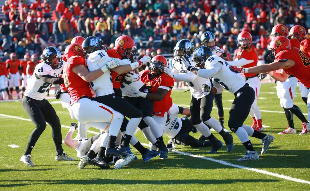 GVL / Kevin Sielaff - Grant Postma (31) moves in for the tackle.  Grand Valley defeats Ferris with a final score of 38-34 at Top Taggart Field Nov. 28 in Big Rapids, MI.