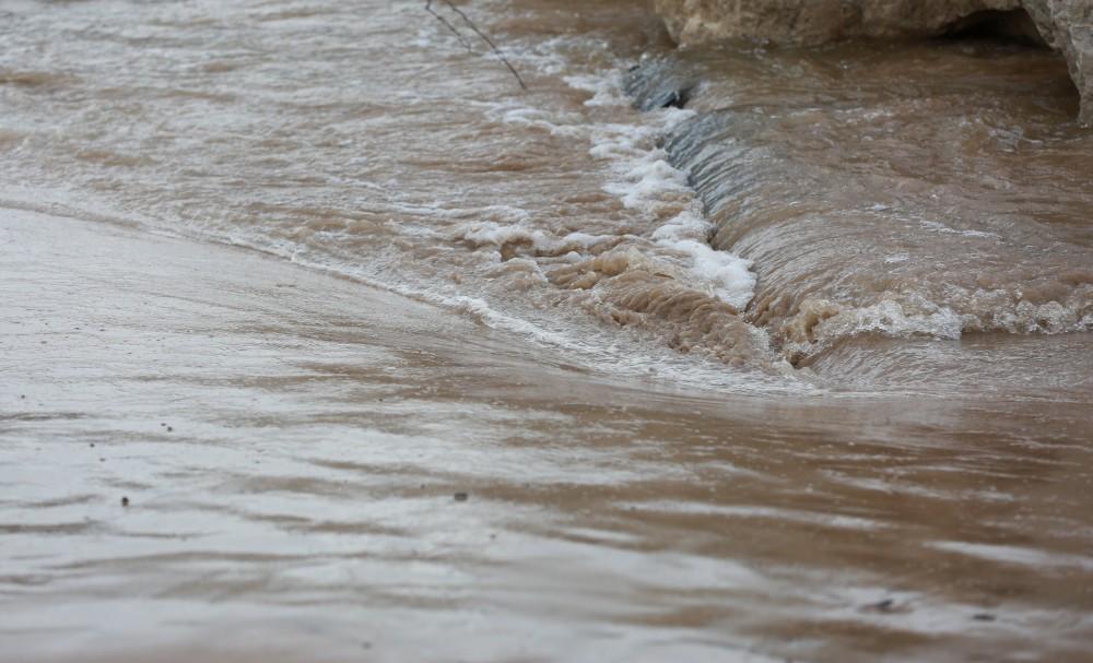 GVL / Kevin Sielaff - Large waves slam the shoreline of Grand Haven State Park Nov. 14.