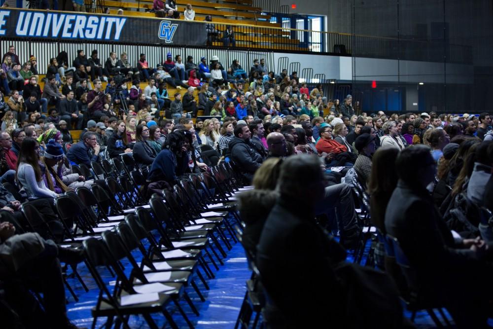 GVL / Kevin Sielaff - Touré, Vice columnist and well known author, visits Grand Valley's Allendale campus on a chilly Jan. 18, 2016. Hundreds of students gathered inside the Fieldhouse to listen to Touré's keynote speech; the students also participated in a silent march before the event.