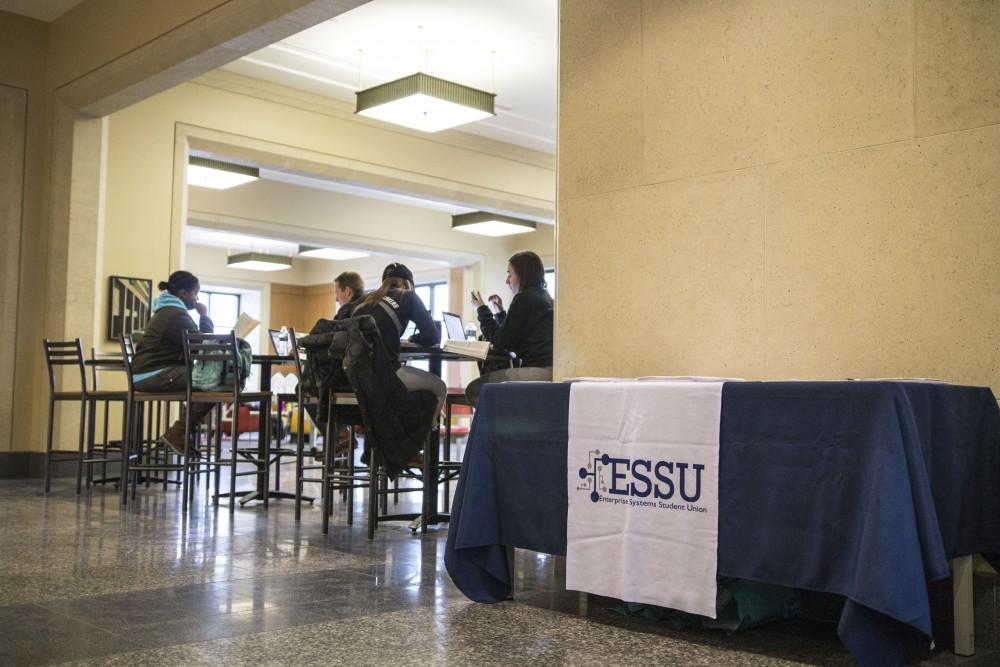 GVL / Sara Carte
The Enterprise Systems Student Union (ESSU) showcases a booth at the Seidman Organization Fair in the Seidman College of Business downtown Grand Rapids on Jan. 21.