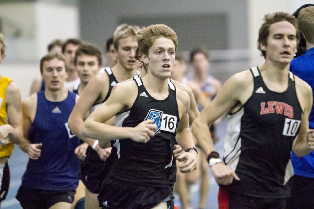 GVL / Sara Carte
Grand Valley Track and Field sprinter, Kevin Black, runs the 3000 Meter Run during the GVSU Mike Lints Alumni Open Meet in the Kelly Family Sports Center on Saturday, Jan. 30, 2016.