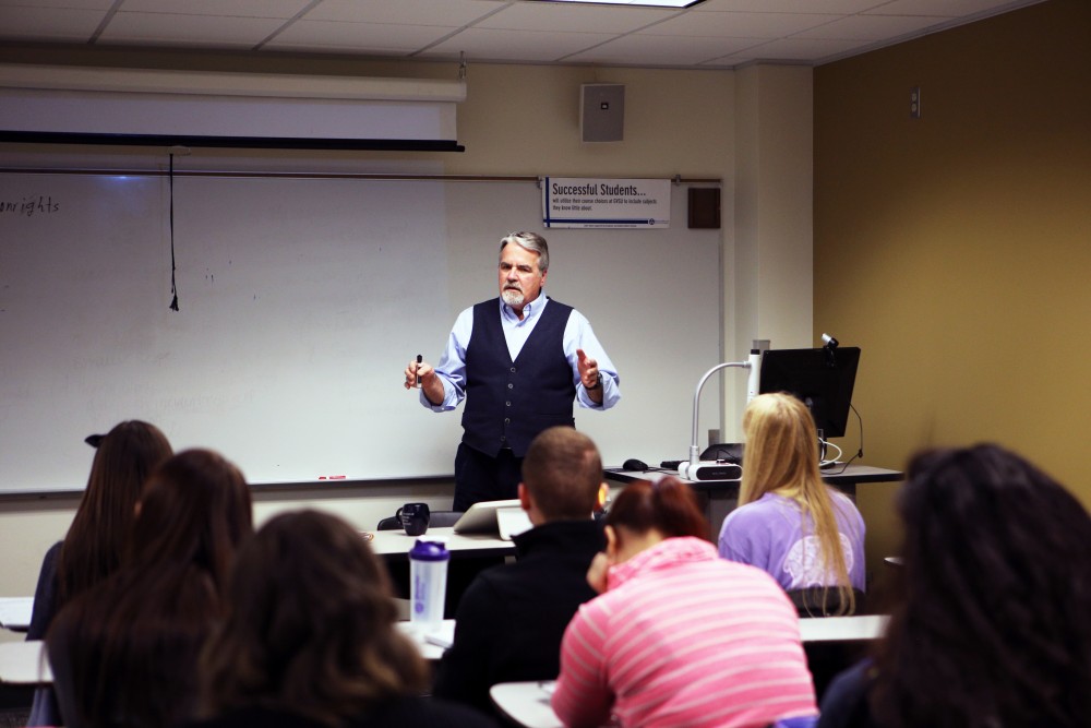 GVL / Emily Frye
Political Science Professor and Director of the Human Rights Minor Program, Richard P. Hiskes talks to his class about the new Human Rights Minor offered at Grand Valley State University on Wednesday, Feb. 17, 2016.