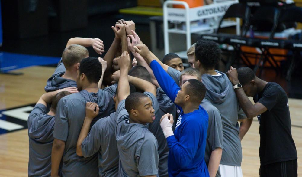 GVL / Kevin Sielaff - The Lakers defeat the Cardinals of SVSU with a final score of 76-73 in Allendale.