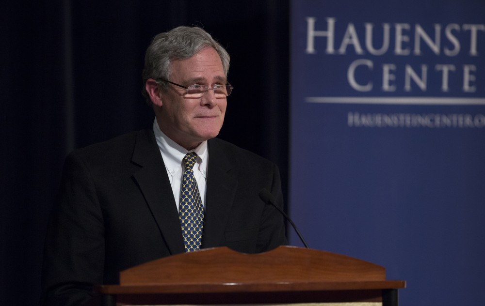 GVL / Kevin Sielaff - Gleaves Whitney introduces the keynote speaker. Alan Charles Kors, intellectual historian and Henry Charles Lea Professor of History at the University of Pennsylvania, speaks at Grand Valley's Loosemore Auditorium Wednesday, March 16, 2016. 