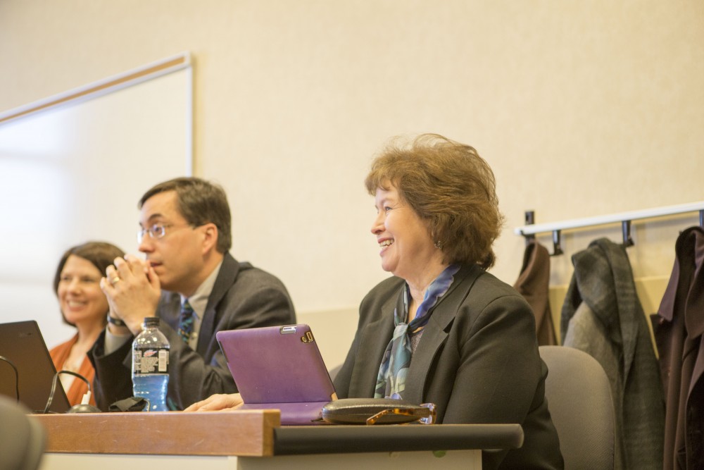 GVL / Sara Carte - Grand Valley faculty, Gayle Davis, speaks at the UAS meeting in the DeVos Campus on Friday, Mar. 25, 2016.