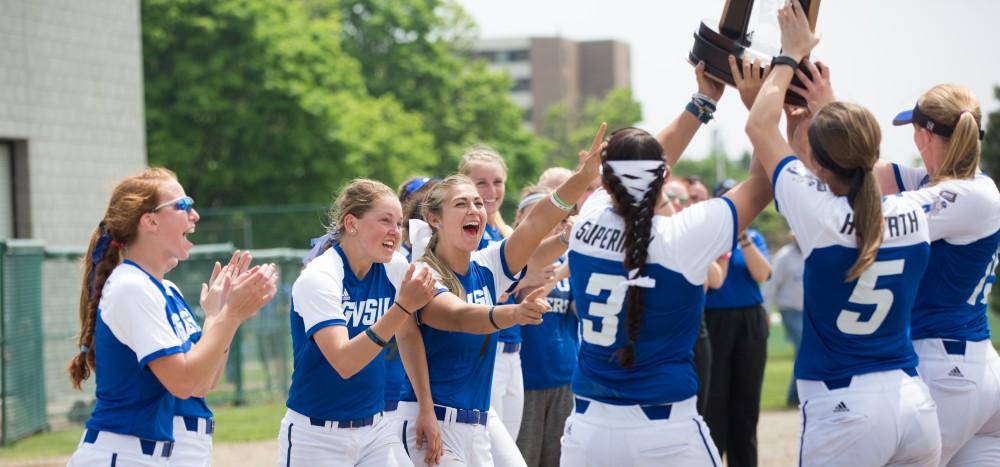 GVL / Kevin Sielaff - Grand Valley State squares off against Wayne State in the second game of the Midwest Super Regional tournament. The Lakers came out with the victory with a final score of 1-0 on Thursday, May 12, 2016 in Detroit, MI. 