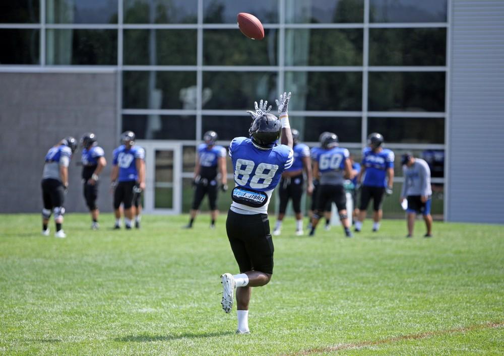 GVL / Emily Frye  
Grand Valley State Laker Football on Wednesday Aug. 17, 2016.