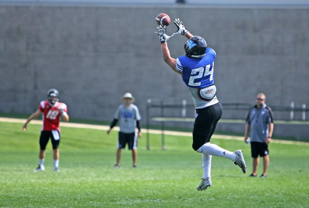 GVL / Emily Frye  
Grand Valley State Laker Football on Wednesday Aug. 17, 2016.