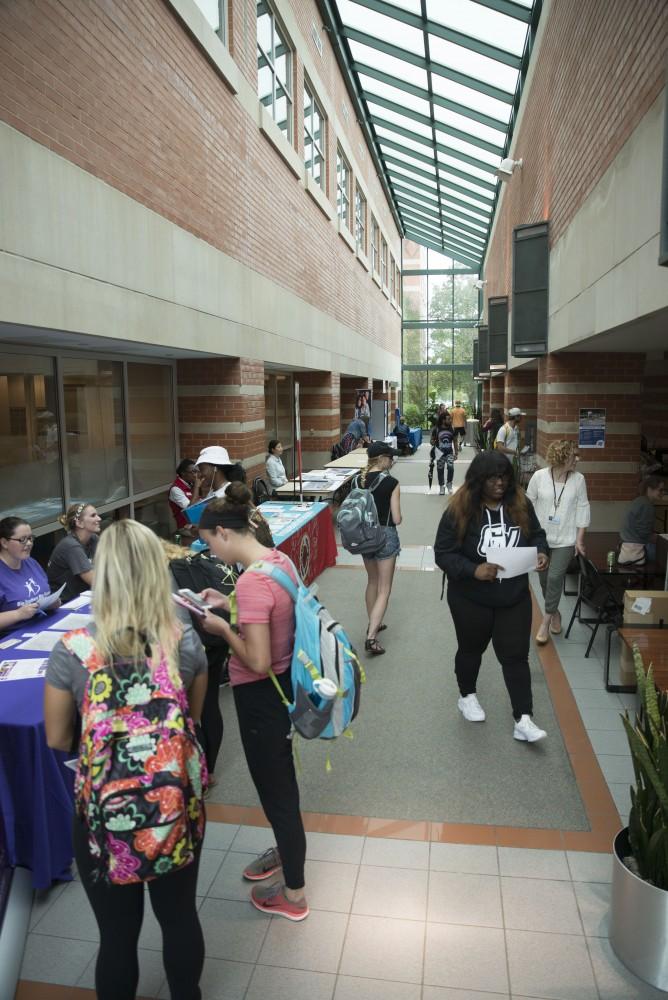 GVL / Luke Holmes - The Volunteer/Non-Profit Internship Fair was held in Henry Hall on Thursday, Sep. 8, 2016.