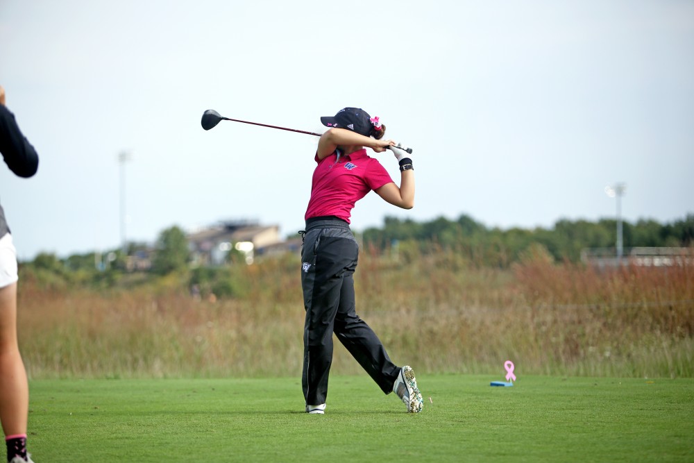 GVL / Emily Frye    
Julie Guckian during the 7th Annual Gilda's Club Laker Fall Invitational on Sunday Sept. 25, 2016.