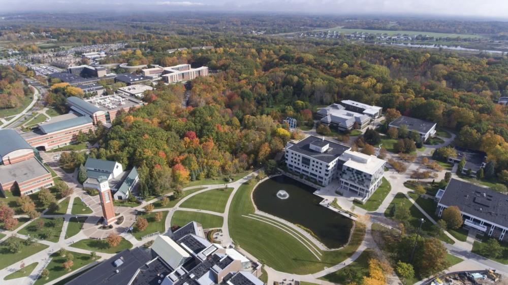 GVL / Kevin Sielaff - Fall colors spread through Grand Valley's campus Wednesday, Oct. 19, 2016.