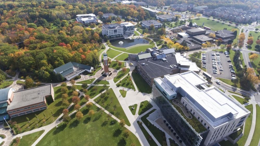 GVL / Kevin Sielaff - Fall colors spread through Grand Valley's campus Wednesday, Oct. 19, 2016.