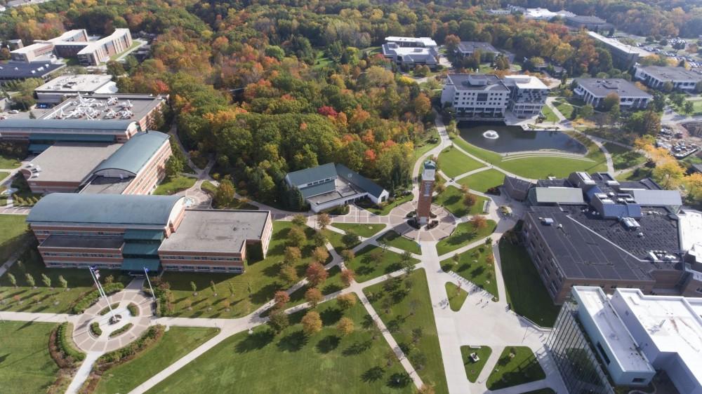 GVL / Kevin Sielaff - Fall colors spread through Grand Valley's campus Wednesday, Oct. 19, 2016.