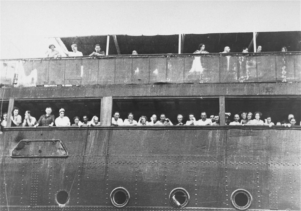 GVL / Courtesy - Rob Franciosi
Jewish refugees aboard the S.S. St. Louis in Cuba.