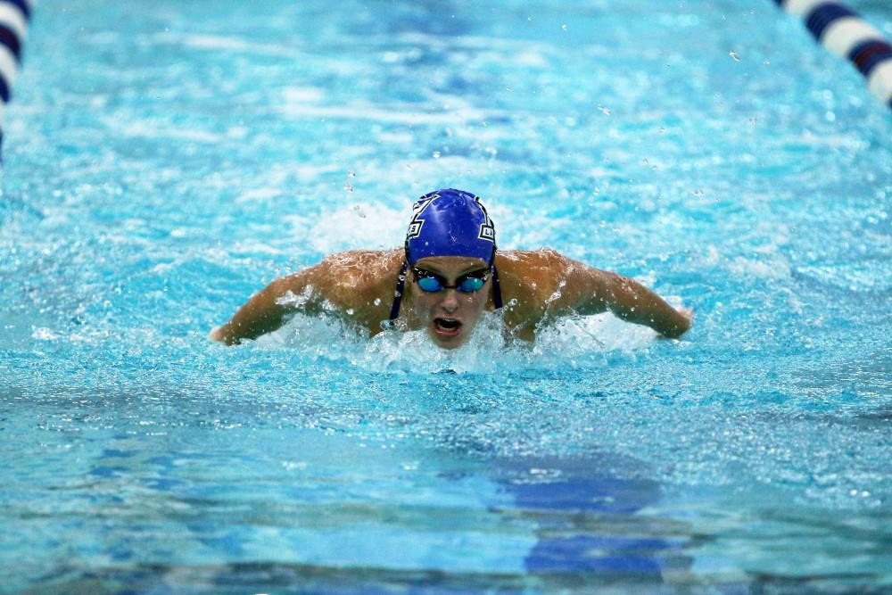 GVL / Emily Frye    
Hannah Richard during the Black and Blue Meet on Saturday Oct. 6, 2016.