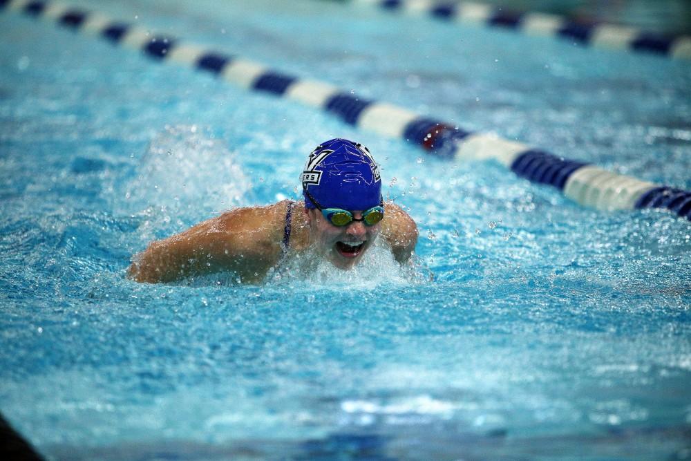 GVL / Emily Frye    
Rachel Skoog during the Black and Blue Meet on Saturday Oct. 6, 2016.