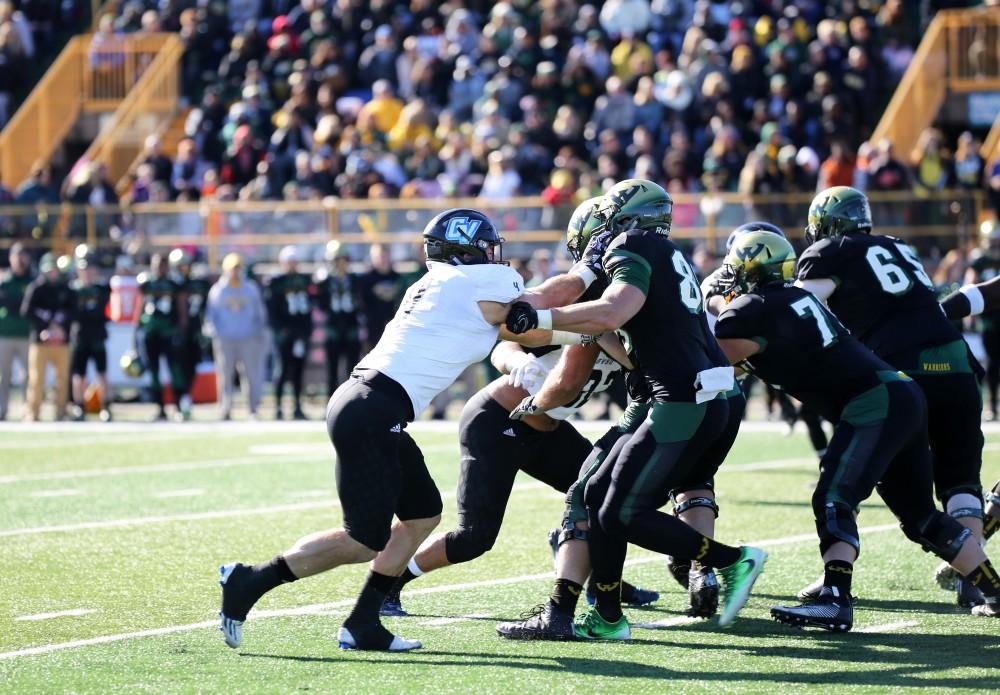 GVL / Emily Frye 
Alton Voss during the game against Wayne State University on Saturday Nov. 12, 2016