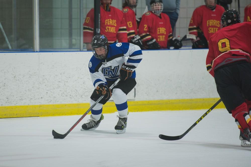 GVL / Luke Holmes - Danny Smith (3) handles the puck. GVSU Men’s D2 Hockey defeated Ferris State University with a score of 8-1 on Saturday, Oct. 16, 2016.