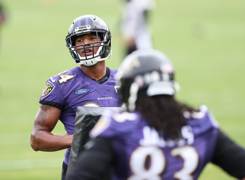 GVL/Kevin Sielaff - Darren Waller (84) sets himself up before running a drill with Nic Jacobs (83) during a Baltimore Ravens practice on Thursday, Nov. 3, 2016 in Baltimore, Maryland. 