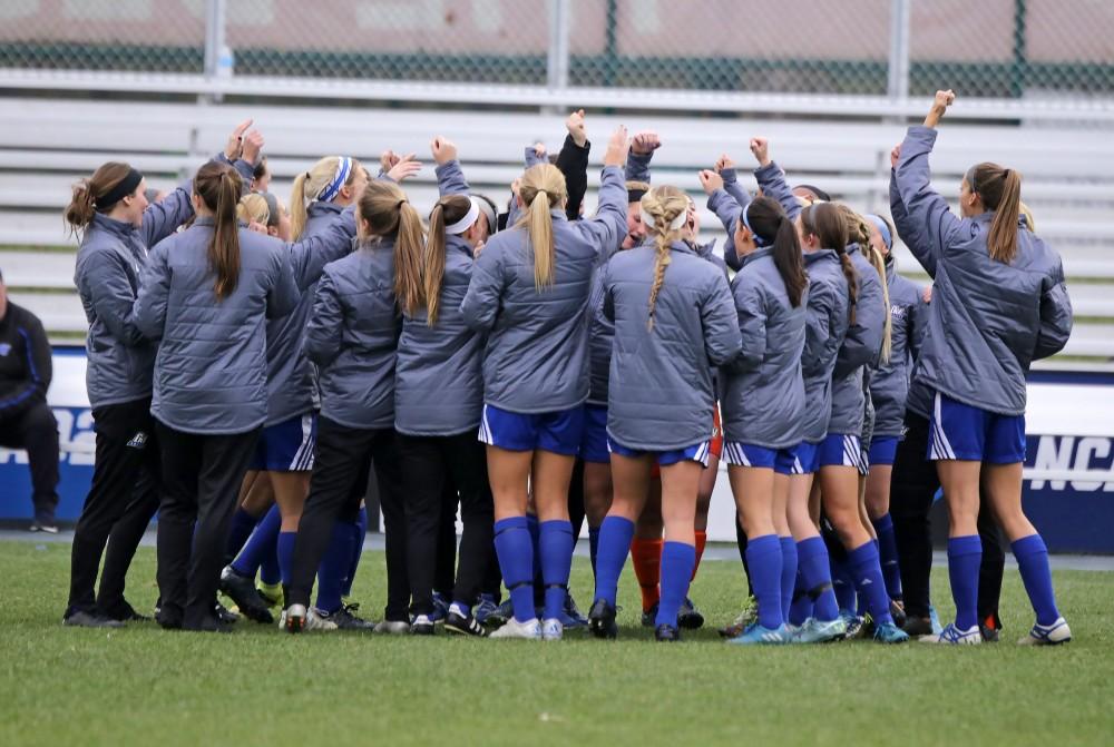 GVL / Emily Frye
The Lakers before the start of the National Championship finals game on Saturday Dec. 3, 2016.