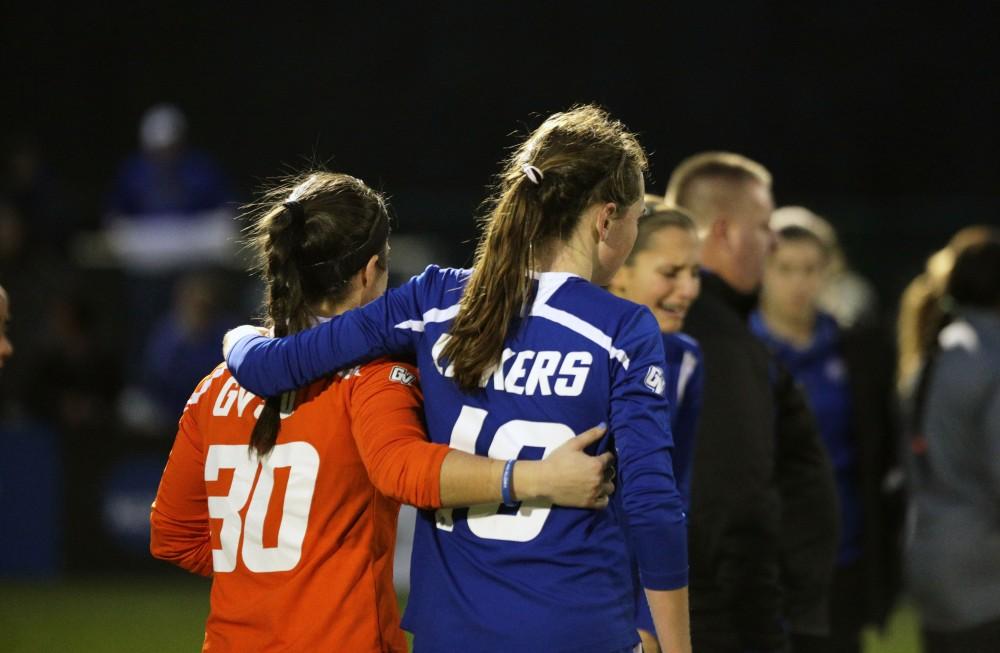 GVL / Emily Frye
Jennifer Steinaway and Shannon Quinn after the final game on Saturday Dec. 3, 2016.