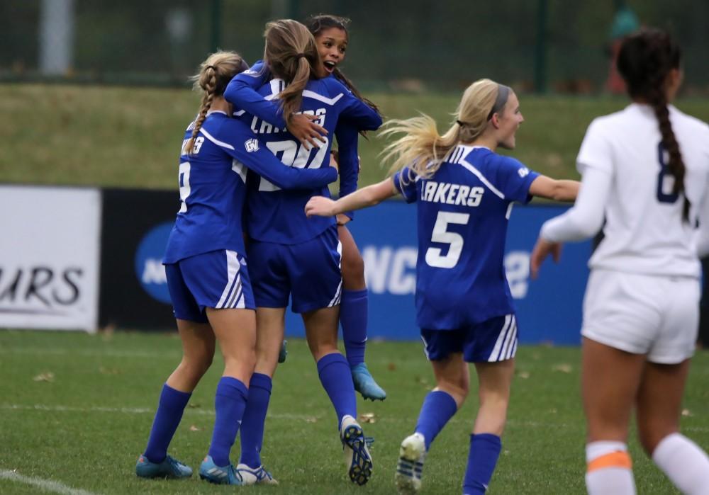 GVL / Emily Frye
The Lakers celebrate Jayma Martin's goal during the National Championship finals game on Saturday Dec. 3, 2016.