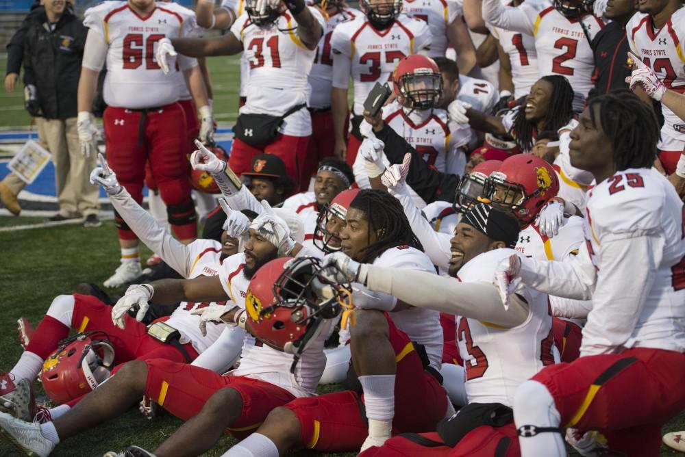 GVL / Luke Holmes - Ferris State poses for a picture after winning. GVSU lost to Ferris State in Lubbers Stadium on Saturday, Dec. 3, 2016.