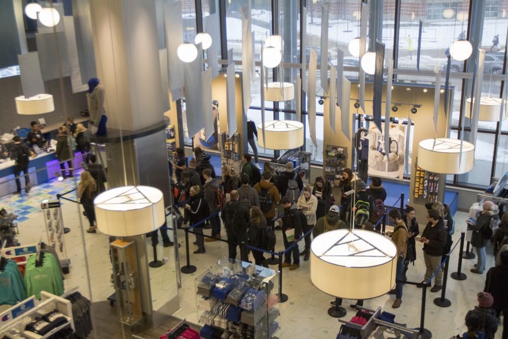 GVL/Mackenzie Bush: GVSU Students brave the lines at the Laker Store to prepare themselves for the new semester Tuesday, Jan. 10, 2017. 